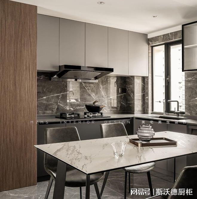 不锈钢橱柜让你开云 开云体育APP在厨房享受更加美好的下厨体验!(图2) 不锈钢橱柜让你开云 开云体育APP在厨房享受更加美好的下厨体验!(图2)