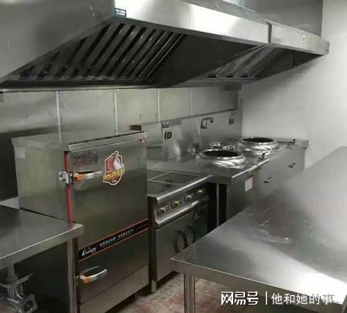 不锈钢橱柜逐渐在家庭中失去地位？原因很简单缺开云 开云体育APP点很明显！(图1)