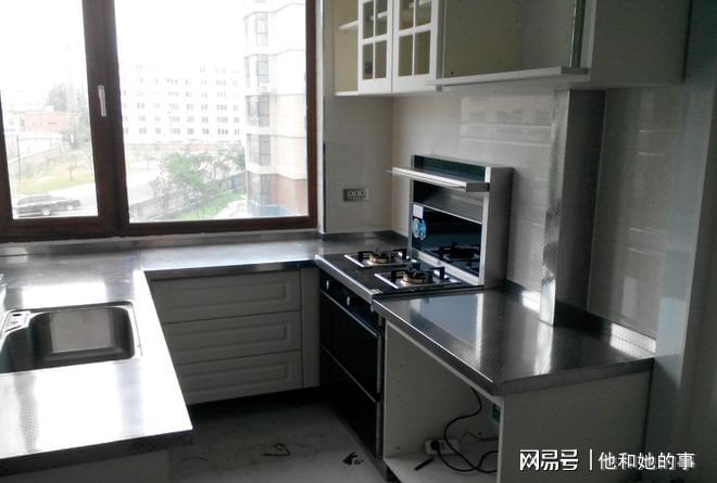 不锈钢橱柜逐渐在家庭中失去地位？原因很简单缺开云 开云体育APP点很明显！(图12)