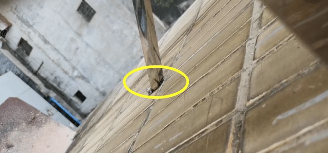 开云体育 开云平台安装防盗窗时为何要多加2根不锈钢管？少装一个都不放心！(图3)