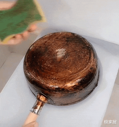 开云 开云体育不锈钢锅烧焦了发黄发黑擦不掉？教你这么做旧锅变新锅(图3)