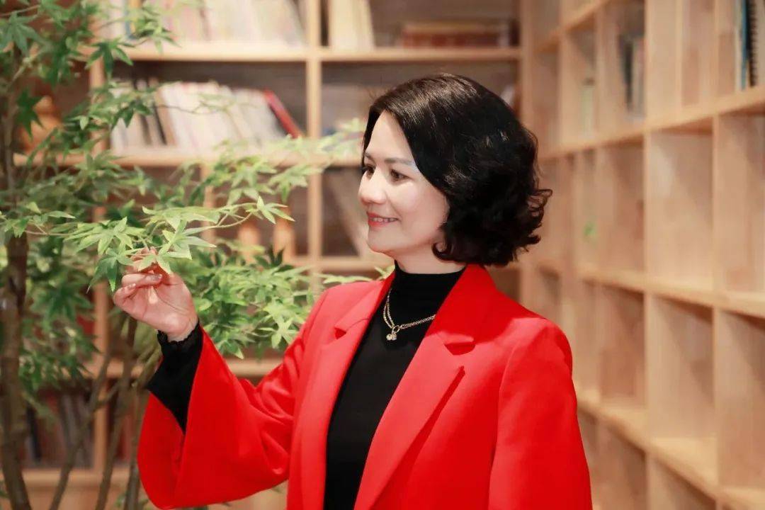 开云 开云体育APP金海不锈钢董事长李娟新年寄语(图1)