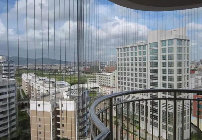 开云 开云体育别再装“鸟笼式”防盗窗我家窗户带根铁绳邻居夸:更安全!(图3) 开云 开云体育别再装“鸟笼式”防盗窗我家窗户带根铁绳邻居夸:更安全!(图3)