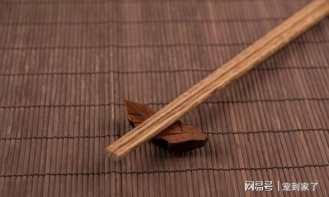 哪种筷子更适合长期使用？为了开云体育 开云官网自己和家人的健康一定要弄清楚(图8)