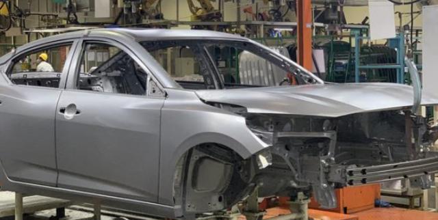 不锈钢能防锈为啥不开云体育 kaiyun.com 官网入口用它造车？保时捷：我造了一次后悔到现在(图2)