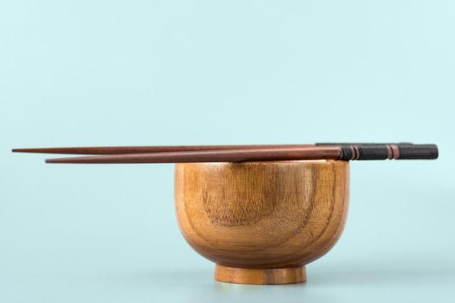 1种碗可能致癌？没想到危害这么大“开云 开云体育平台夺命碗”遭多家媒体曝光(图3)