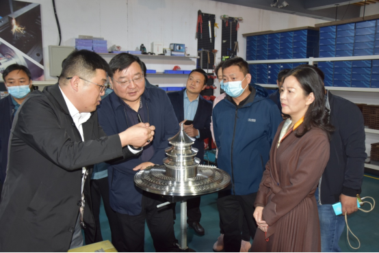 开云 开云体育平台“中国不锈钢名镇”戴南两个“红兵”当会长(图4)