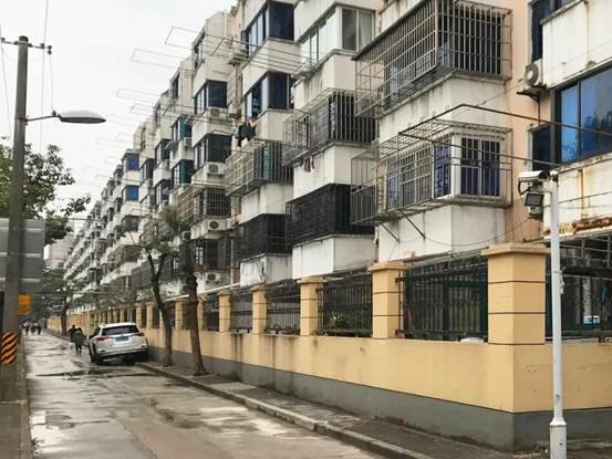 定制行业内开云体育 开云官网卷加剧法迪奥浅谈不锈钢定制的差异化突围之道(图6) 定制行业内开云体育 开云官网卷加剧法迪奥浅谈不锈钢定制的差异化突围之道(图6)