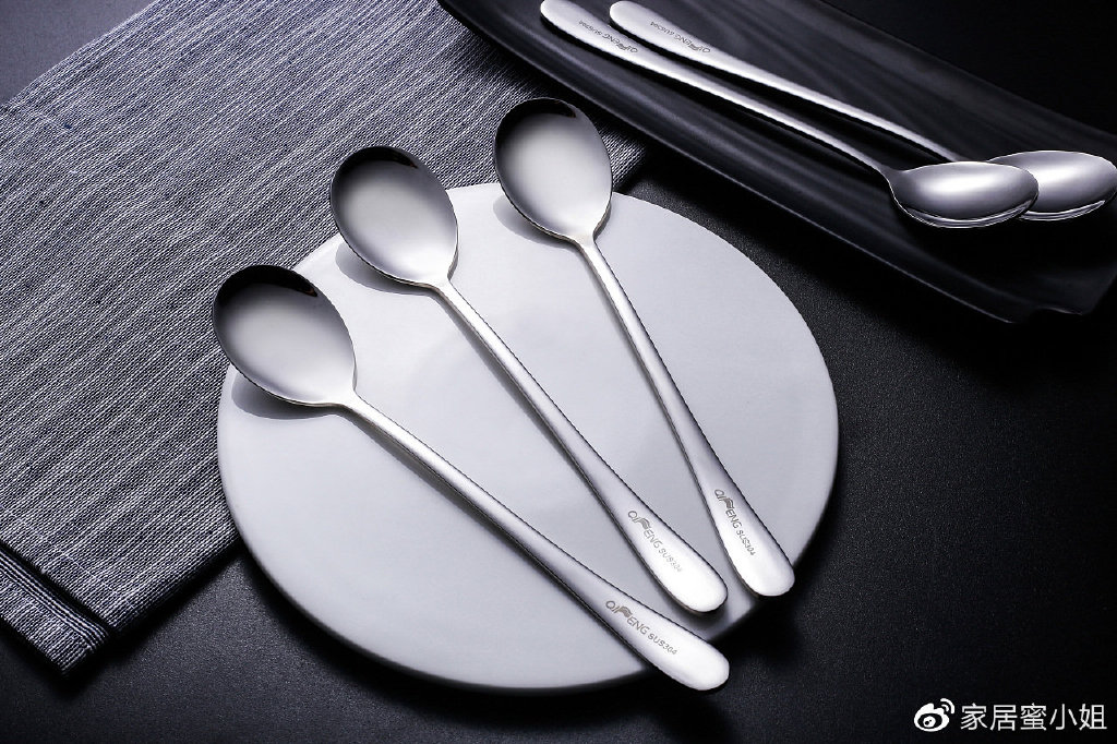 开云 开云体育购买不锈钢餐具需要注意什么?这些问题不容忽视!(图3) 开云 开云体育购买不锈钢餐具需要注意什么?这些问题不容忽视!(图3)