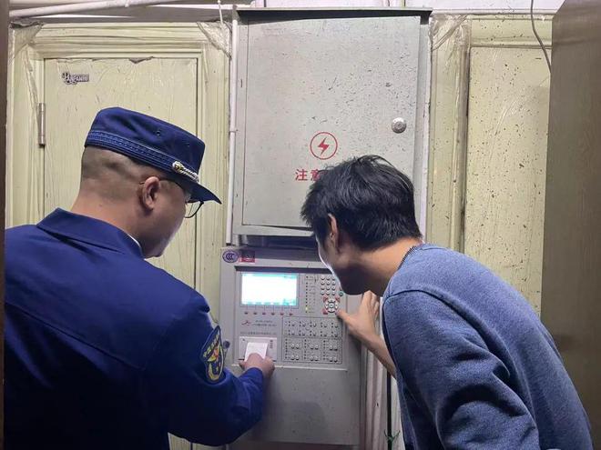 隐患曝光丨开云体育 kaiyun.com 官网入口查封！罚款！双峰一美食城“上榜”(图7)