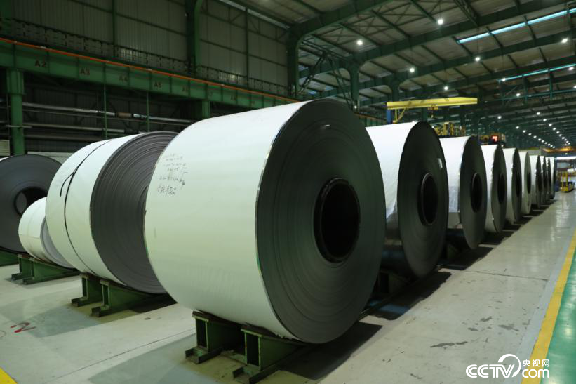 【直击嘉峪关变迁】50余载雄关巨变：从“一关一企”到“百花齐放”开云体育 开云官网(图2)