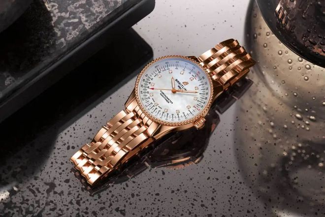 开云体育 Kaiyun.com 官网入口百年灵的新代言人是什么水平?(图12) 开云体育 Kaiyun.com 官网入口百年灵的新代言人是什么水平?(图12)