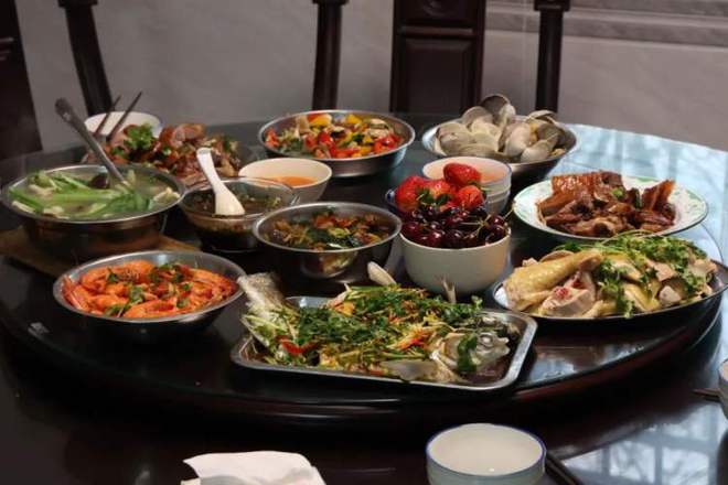 最会吃的广东人为何痴开云体育 开云官网迷不锈钢餐具?(图4) 最会吃的广东人为何痴开云体育 开云官网迷不锈钢餐具?(图4)