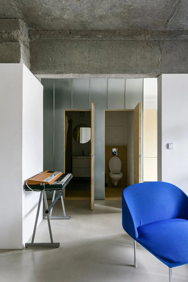 灵感家 老破小的绝美逆袭欧洲“不锈钢风”居然带有中式美感！开云 开云体育官网(图1)