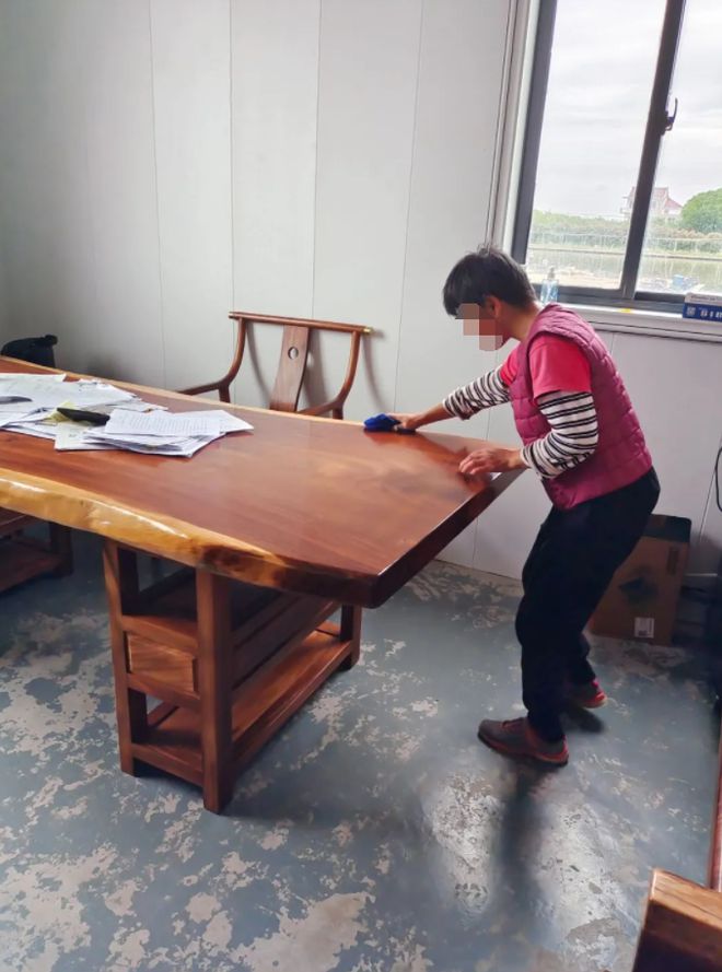 开云体育 开云平台帮助这群人在“家门口”就业港西镇这样做(图5)